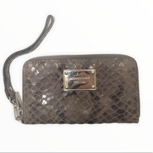 Michael kors snakeskin embossed wristlet wallet